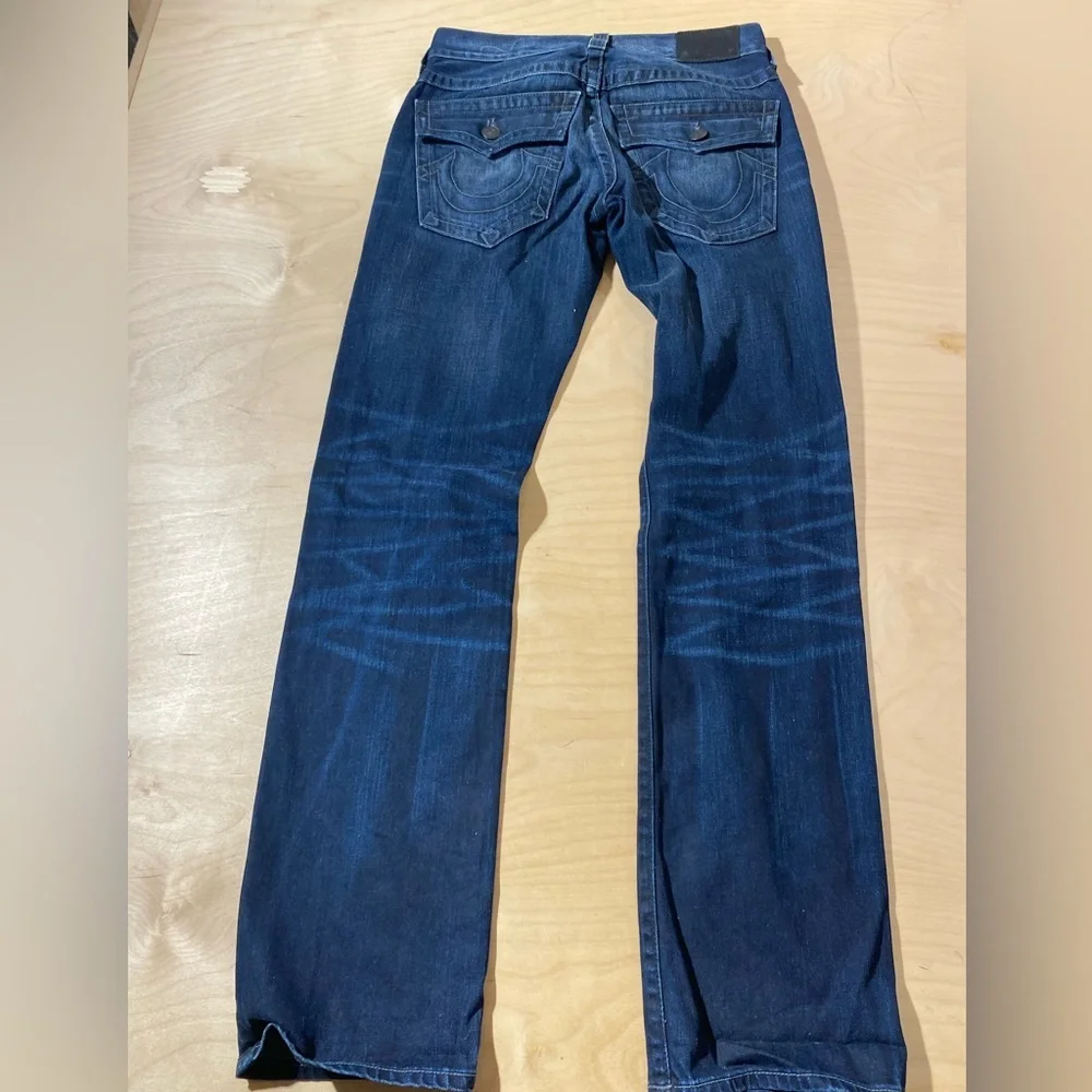True Religion Ricky Relaxed Straight Jeans size 28 x 33 (LQ)